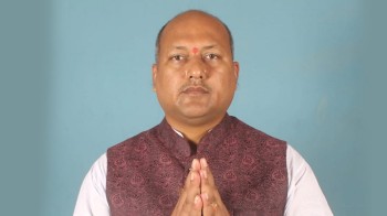 मधेश प्रदेशका मुख्यमन्त्रीले माओवादी केन्द्रसहितका ६ जना मन्त्रीलाई बर्खास्त गरे